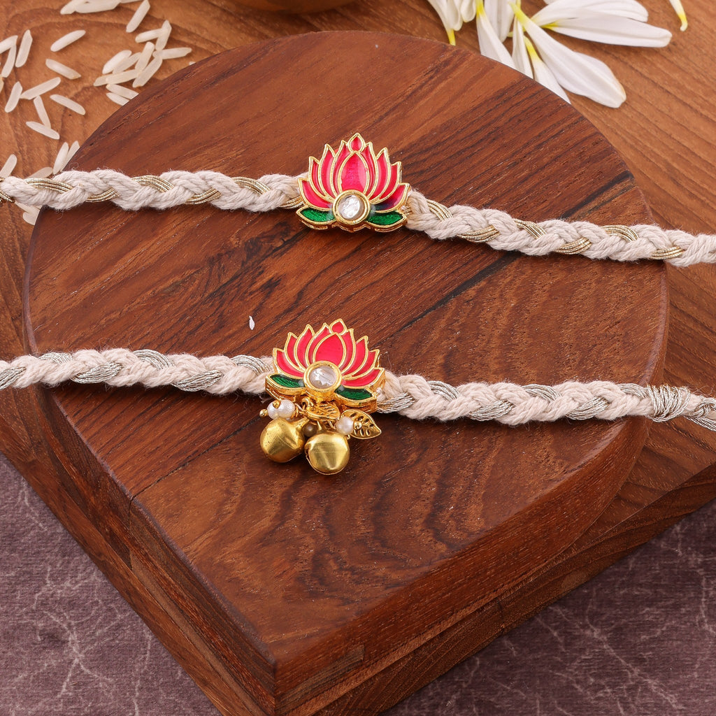 White Shubh Kamal Bhaiya Bhabhi Rakhi Set zoom