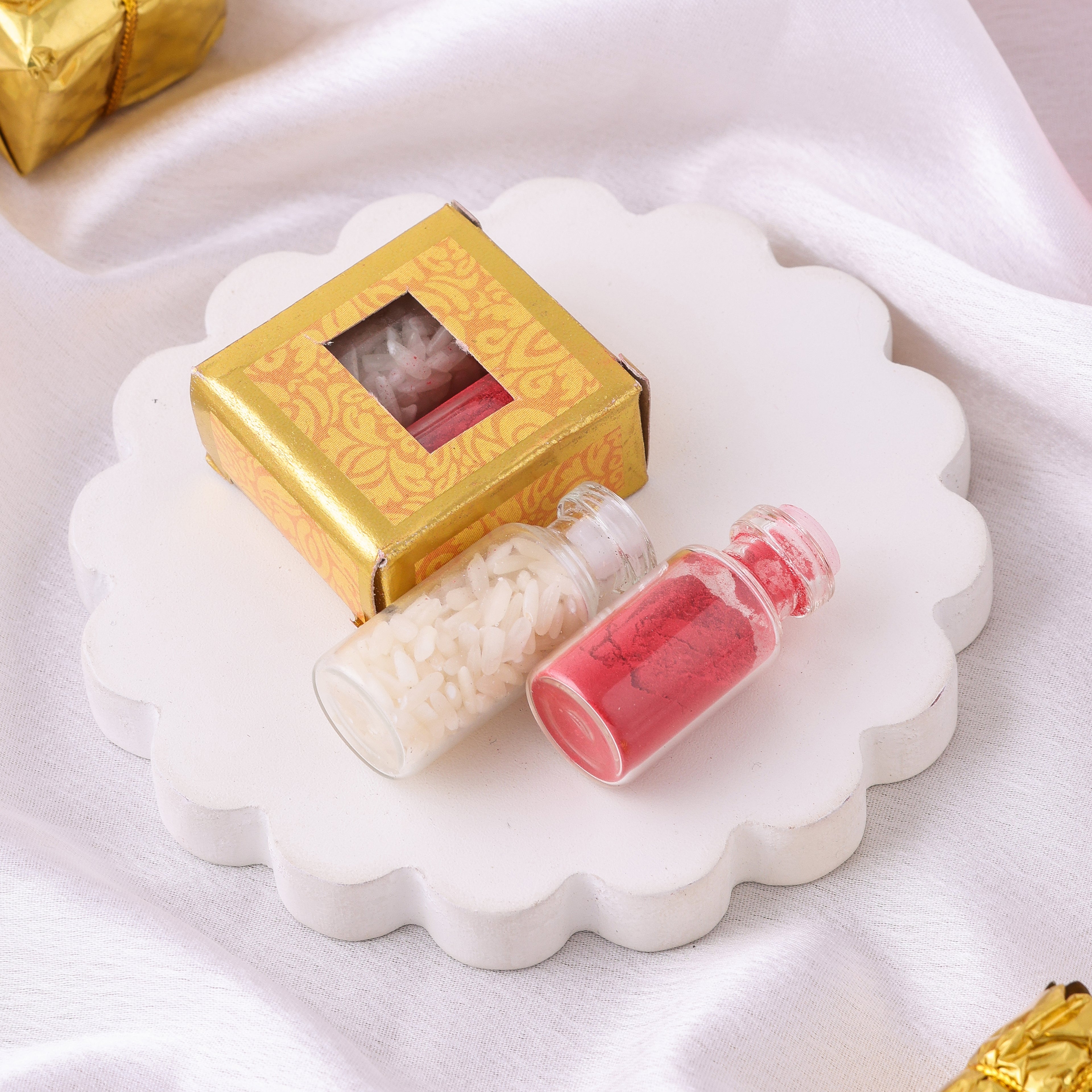 Roli-Chawal in Glass Pack